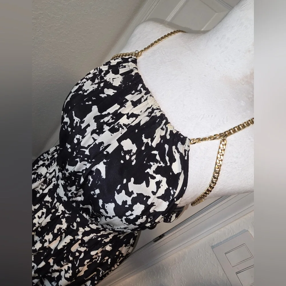 Balmain black and White Halter Maxi goddess style dress with golden chain on top - Picture 8 of 9